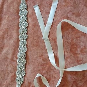 NWOT Rhinestone Bridal Sash